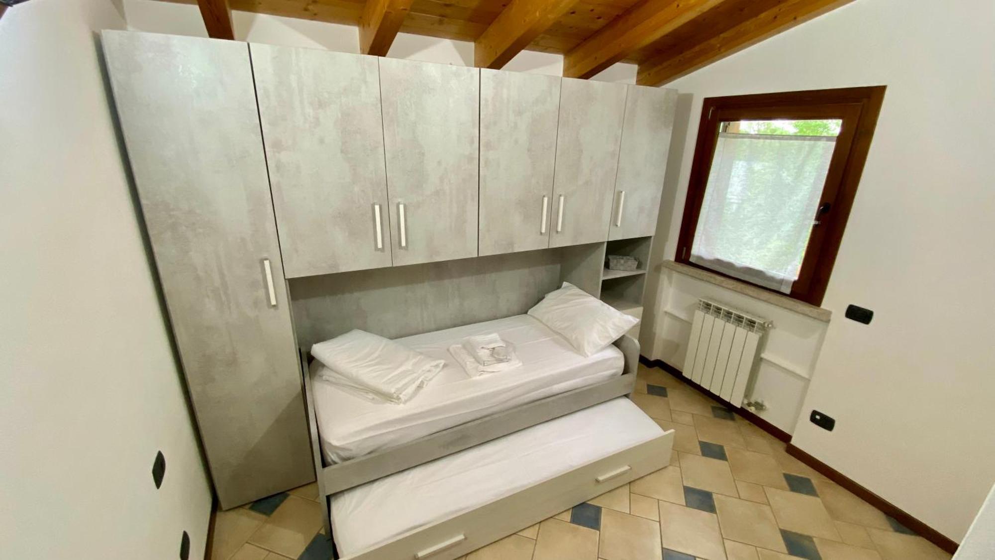 Enjoy House Apartment Ronchi  Ngoại thất bức ảnh